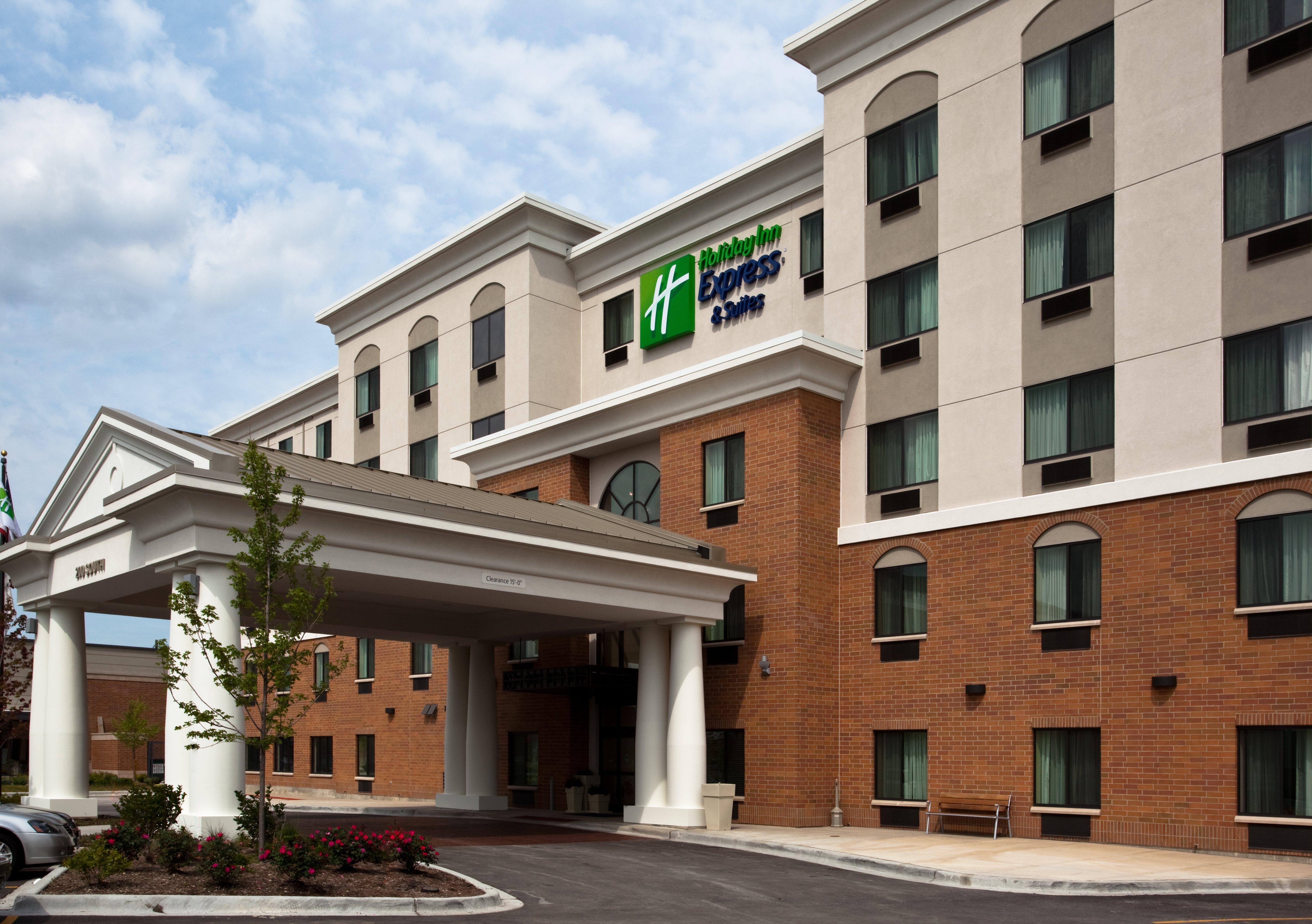 Holiday Inn Express & Suites Chicago West-O'Hare Arpt Area , An Ihg Hotel Hillside Exterior photo